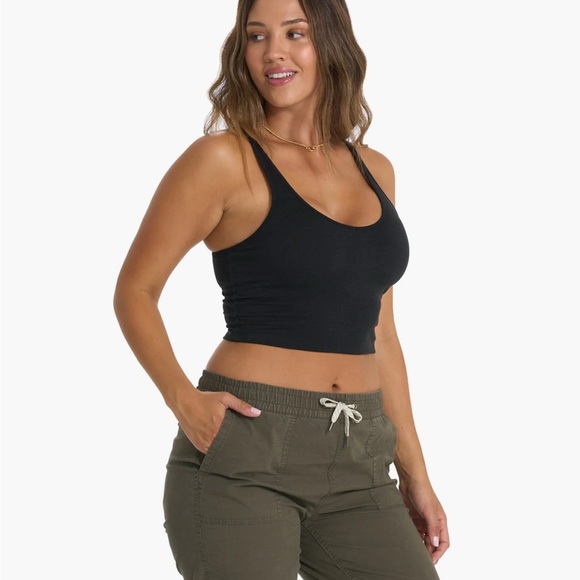 Vuori Black Heather Halo Performance Top - Picture 3 of 4